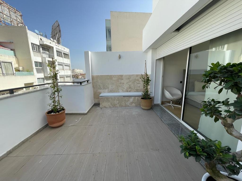 Central, Terrasse, Confortable - Bleue Residence Casablanca Buitenkant foto