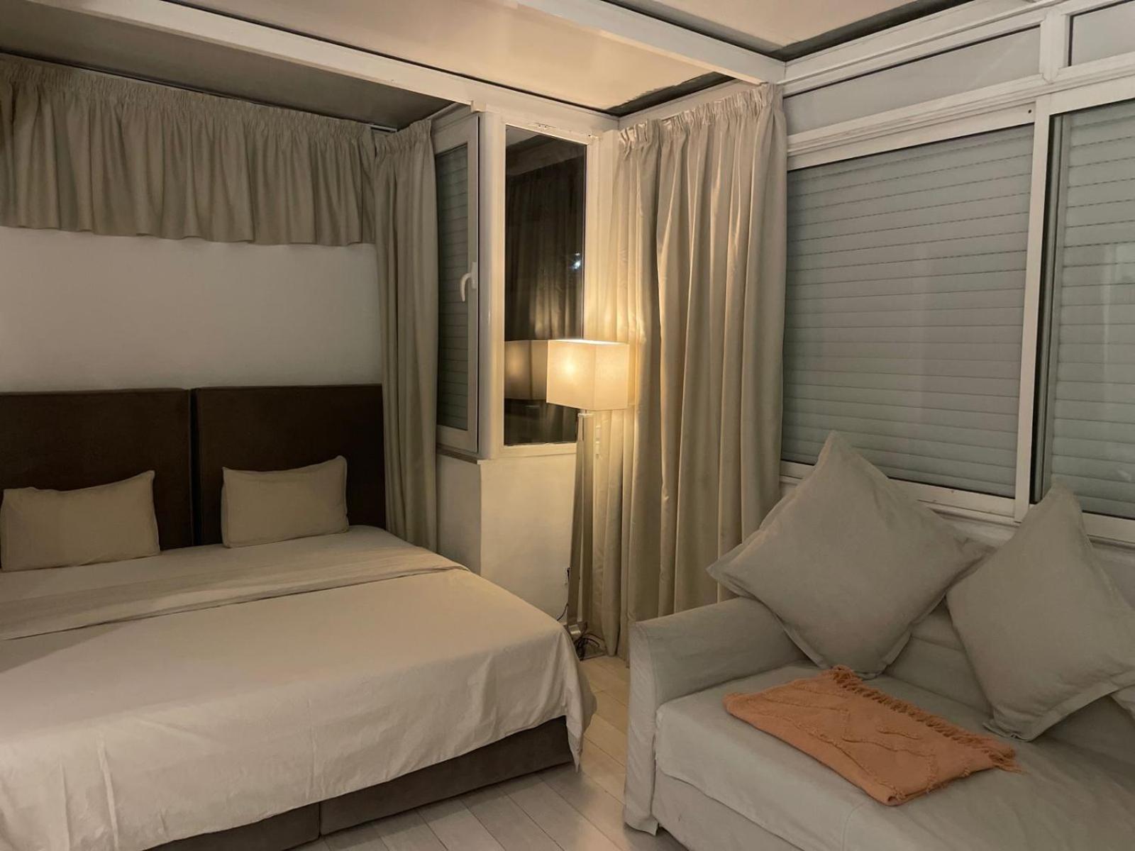 Central, Terrasse, Confortable - Bleue Residence Casablanca Buitenkant foto